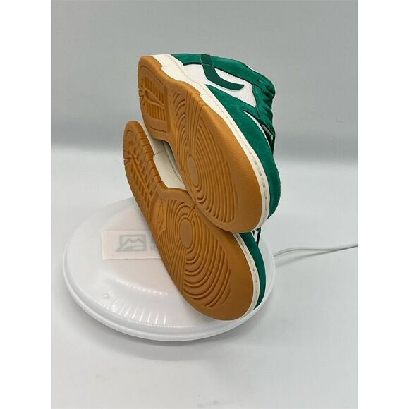 Nike Dunk Low SE 'Malachite Gum' not the same as you see in stores - Picture 13 of 16